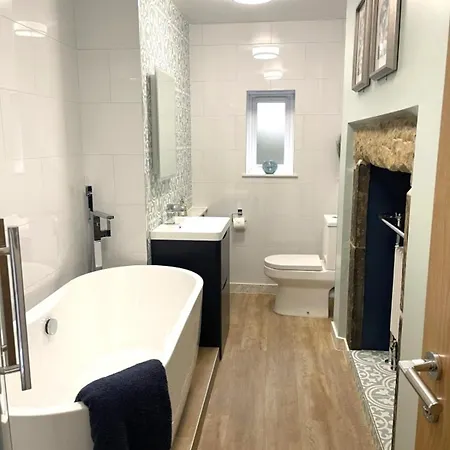 Weavers Rest - New Boutique Retreat In With Parking Скиптон