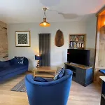 Weavers Rest - New Boutique Retreat In With Parking Apartment