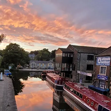 Weavers Rest - New Boutique Retreat In With Parking * Skipton