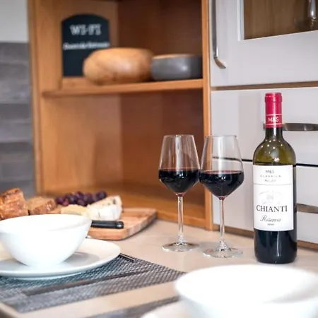 아파트 Weavers Rest - New Boutique Retreat In With Parking *