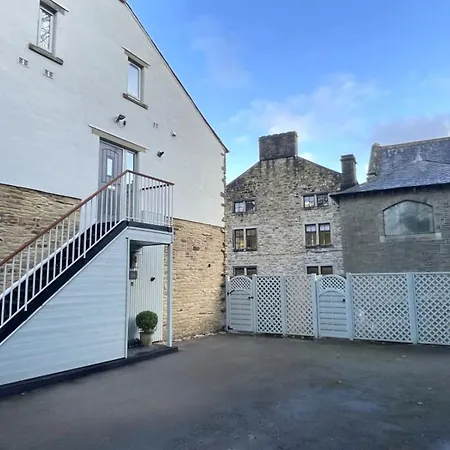 Weavers Rest - New Boutique Retreat In With Parking