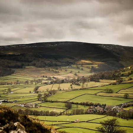 Weavers Rest - New Boutique Retreat In With Parking 아파트 *