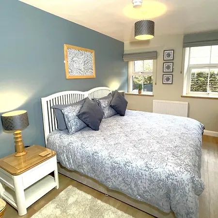 아파트 Weavers Rest - New Boutique Retreat In With Parking 스킵턴