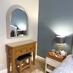 아파트 Weavers Rest - New Boutique Retreat In With Parking